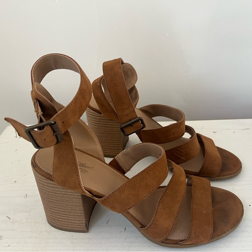 Universal Thread Tan Strappy Block Heels
